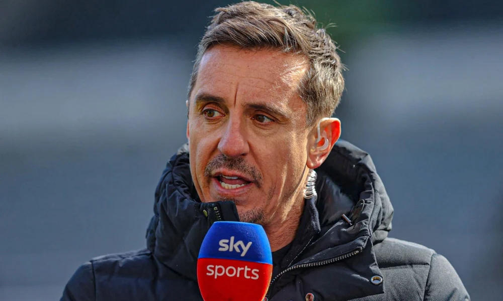 Gary Neville urges ‘brilliant’ Premier League star to NOT join Arsenal this month